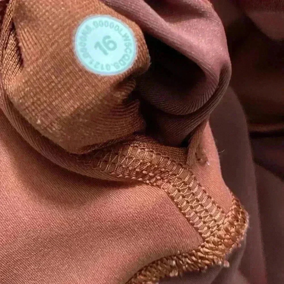 Lululemon Wunder Train High Rise - Picture 5 of 7